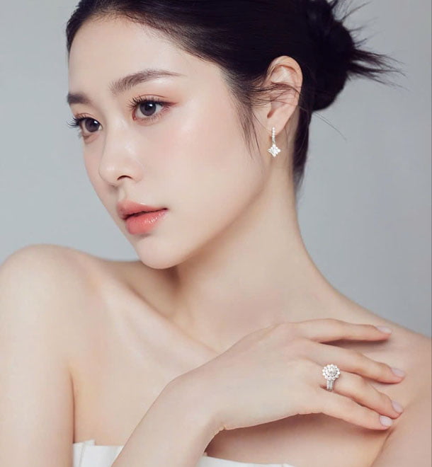 anh trang suc nu 3 610 Cách Đo Size Nhẫn Chuẩn Xác Tại Nhà 2025: Hướng Dẫn Chi Tiết Từ A-Z