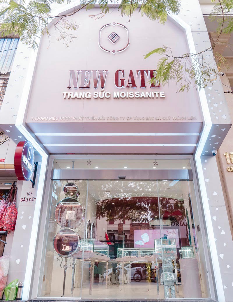 cua hang trang suc new gate 1 Giới thiệu
